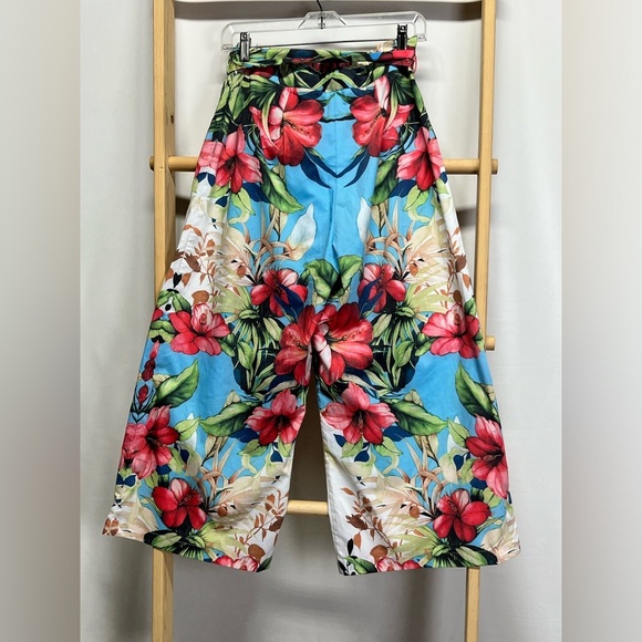 JEALOUS TOMATO Tropical  print wide‎ leg Capri pants size M. - Picture 5 of 11